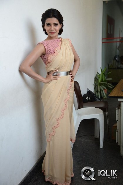 Samantha-Press-Meet-On-Manam